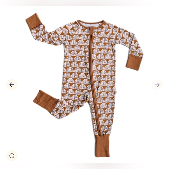 Little Sleepies rust rainbows 6-12months onesie - Picture 6 of 7